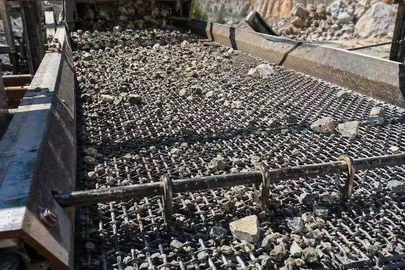 Woven screen used for quarry material classification